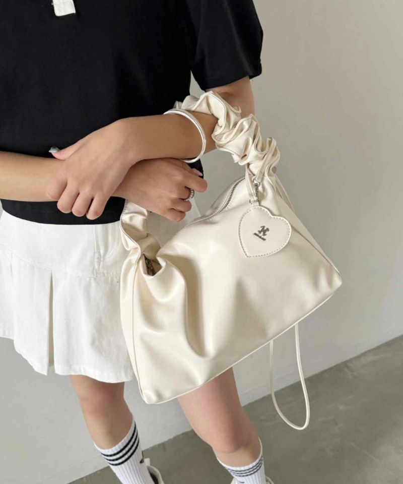 ハートミラーチャーム付ドロストBAG | レディースファッション