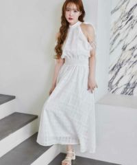 model身長166センチ<br>※サンプルの為、実物はウエストの仕様が異なります。